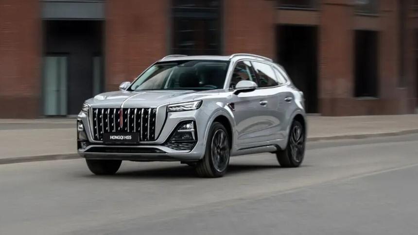 В России резко выросли продажи машин двух автобрендов