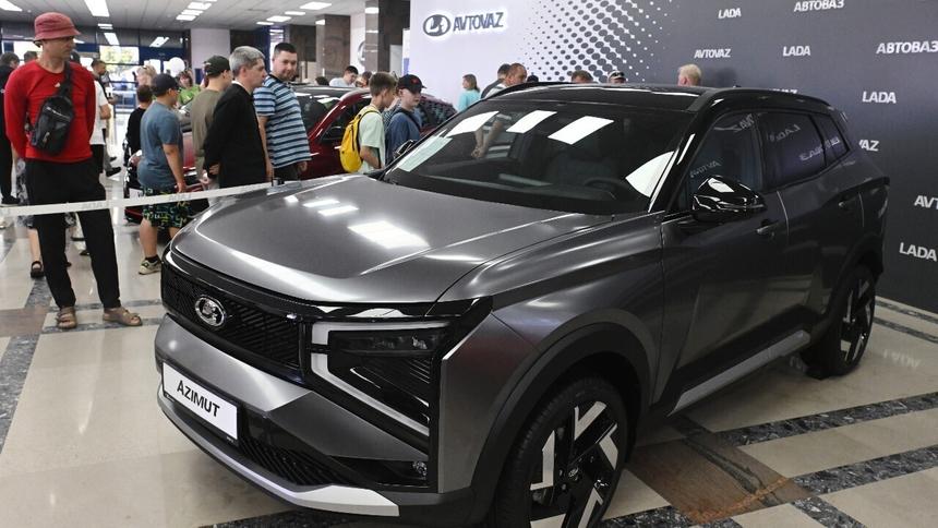Раскрыт ежегодный объём выпуска нового кроссовера Lada