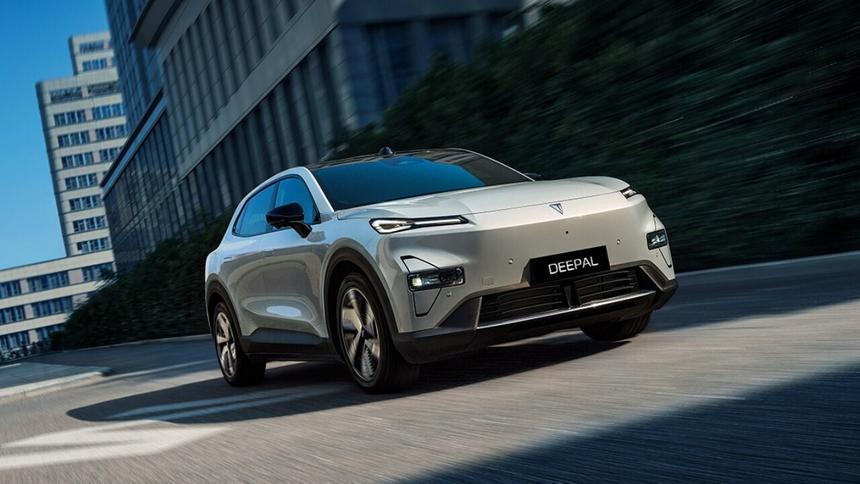 В России сертифицирован новый кроссовер Changan