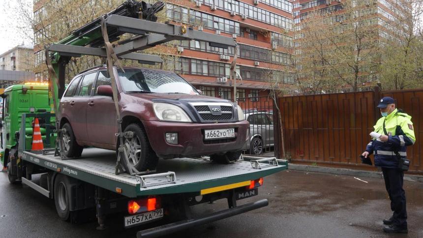 В Госдуме призвали изменить правила эвакуации автомобилей
