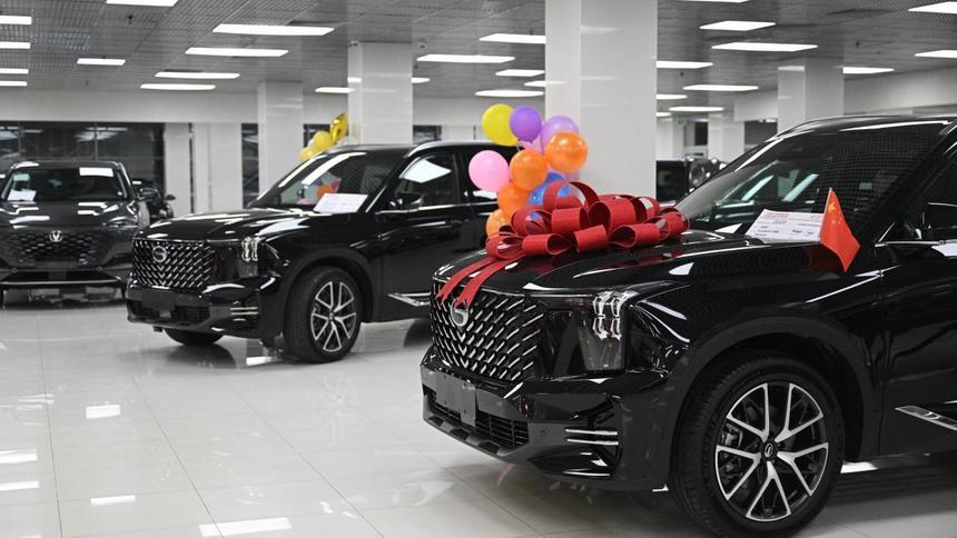 Продажи новых автомобилей в России резко выросли