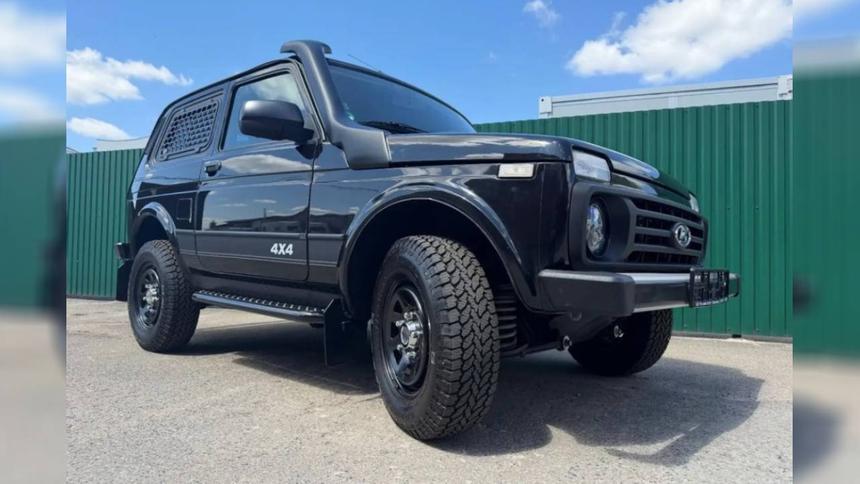 В продаже появилась очень дорогая роскошная Niva Legend